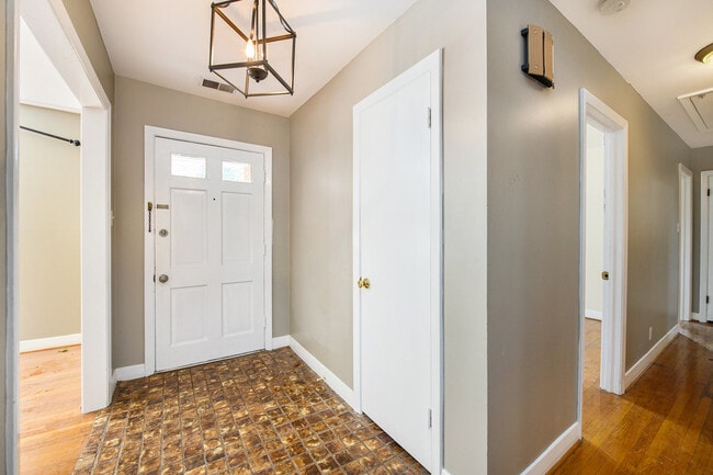 Photo - 1615 Culpepper Cir