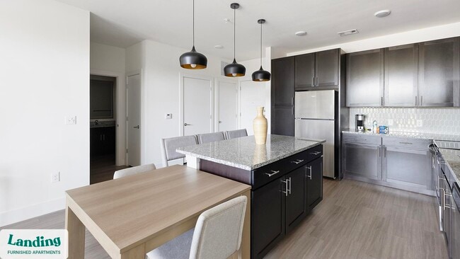 Photo - 5200 White Settlement Rd Unidad 1314