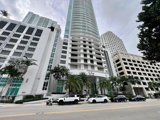 Photo - 950 Brickell Bay Dr Unit 1109