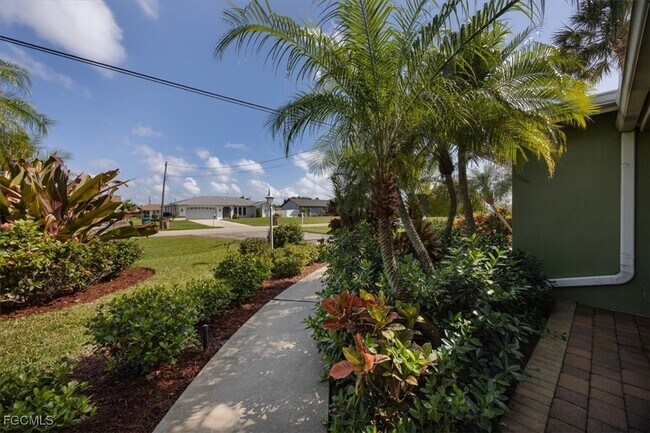 Photo - 2032 Coral Point Dr