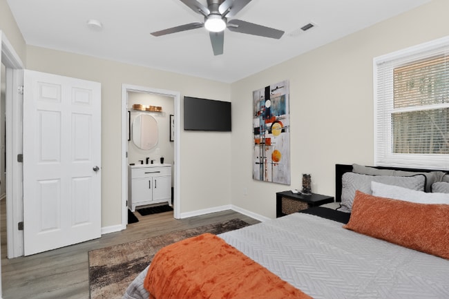 Photo - 8025 Wilson Woods Dr