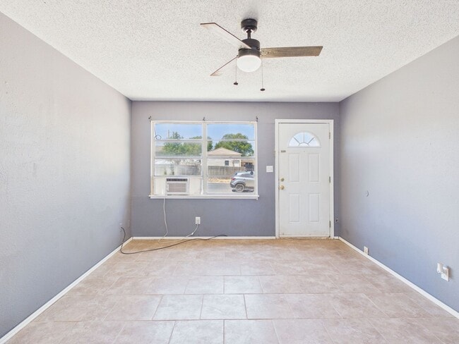 Photo - 3810 Mesa Verde Dr