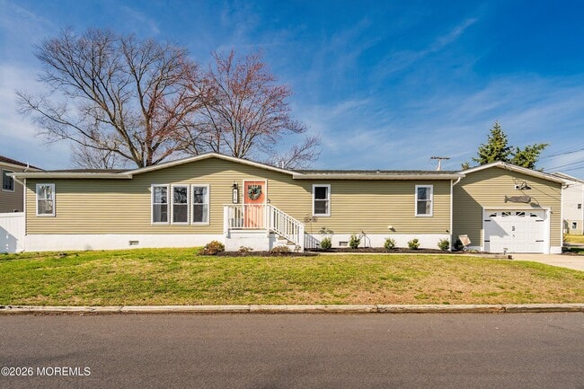 Photo - 616 Newport Ave