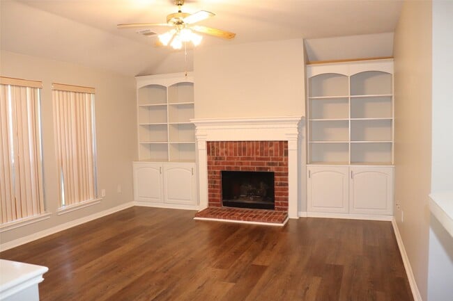 Photo - 4318 Laurel Creek Ct