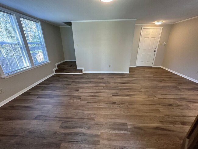 Photo - 15930 Hwy 64 E