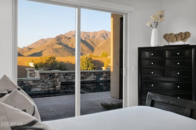 Photo - 11348 E Greenway Rd