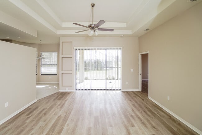 Photo - 6034 Beechwood Dr