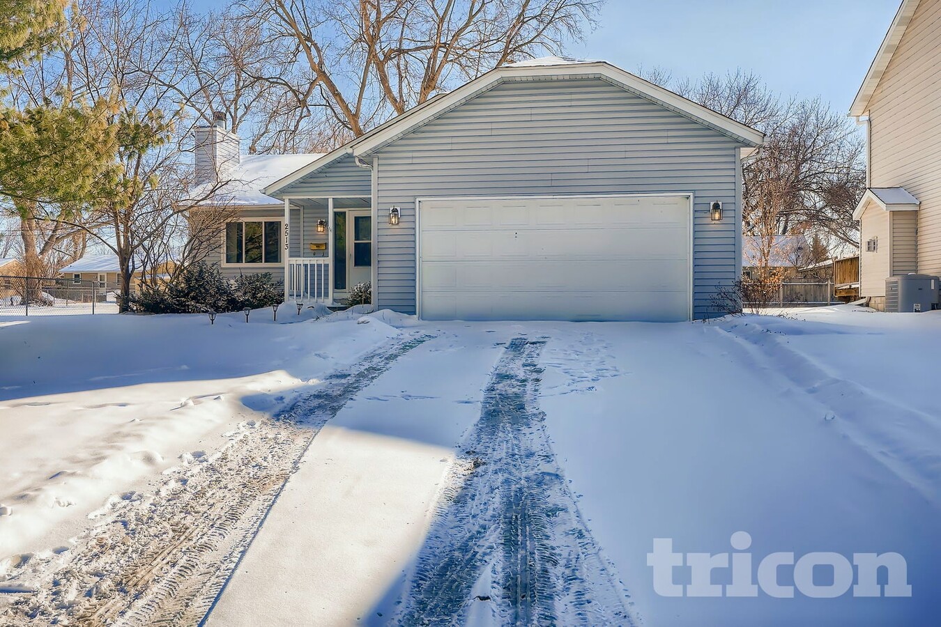 Photo - 2513 W 70th St