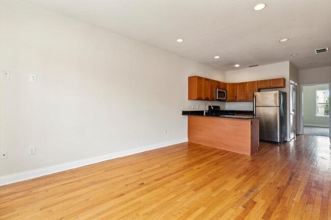 Photo - 1705 Arlington St Unit B