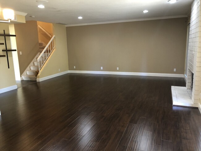 Photo - 5125 Willowview Ct