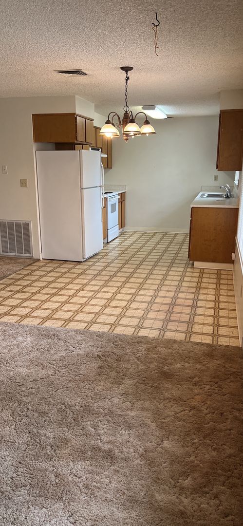 Photo - 2187-2189 NW North Hill Dr Unidad 2187