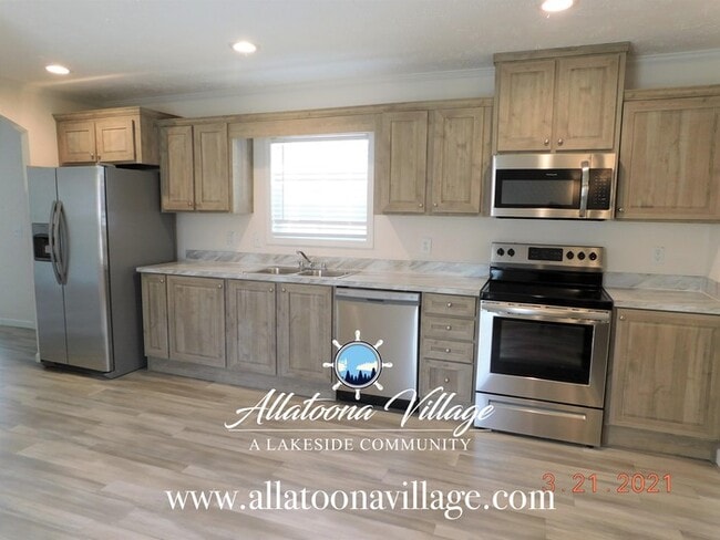 Photo - 3BR/2Bth w/ Lake Access and Pet Friendly in Allatoona Village 1 mile from Downtown Acworth!