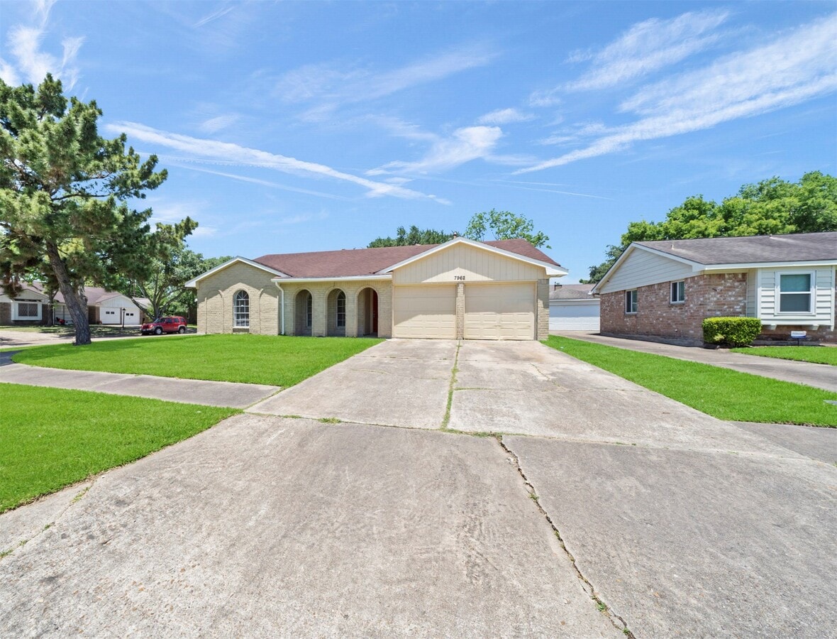 Photo - 7962 Southmeadow Dr