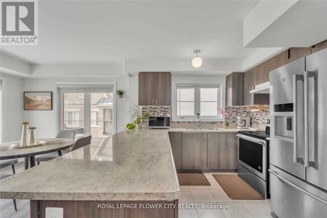 Photo - 200 Veterans Drive