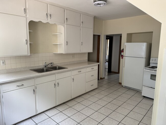 Photo - 1118 S Barstow St