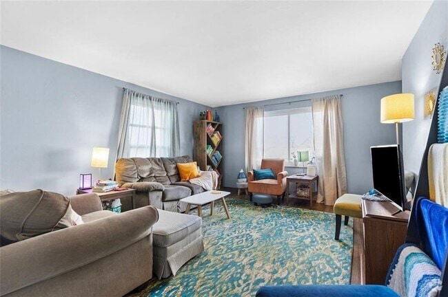 Building Photo - 234 Pennsylvania Ave Unit 234 Pennsylvania Ave # 1 Rental