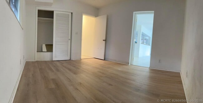 1650 NW 43rd St