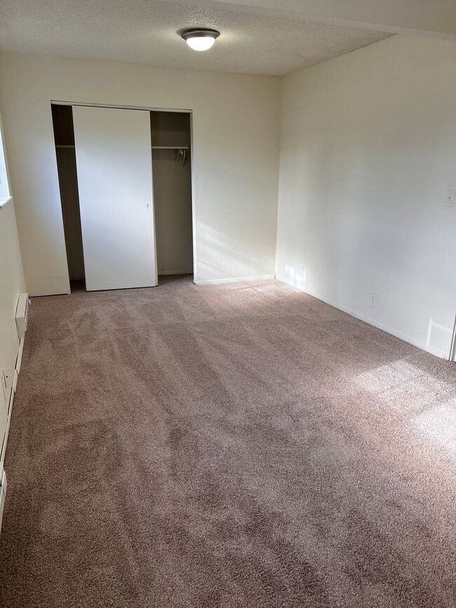 Photo - Gazebo Apartments