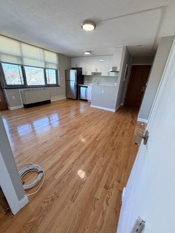 Photo - 125 Trapelo Rd