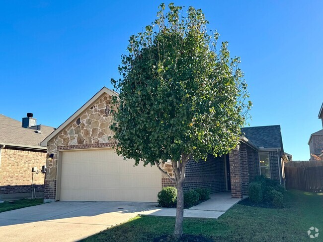 Building Photo - 8920 Tenderfoot Lane, Aubrey, Texas 76227 Rental