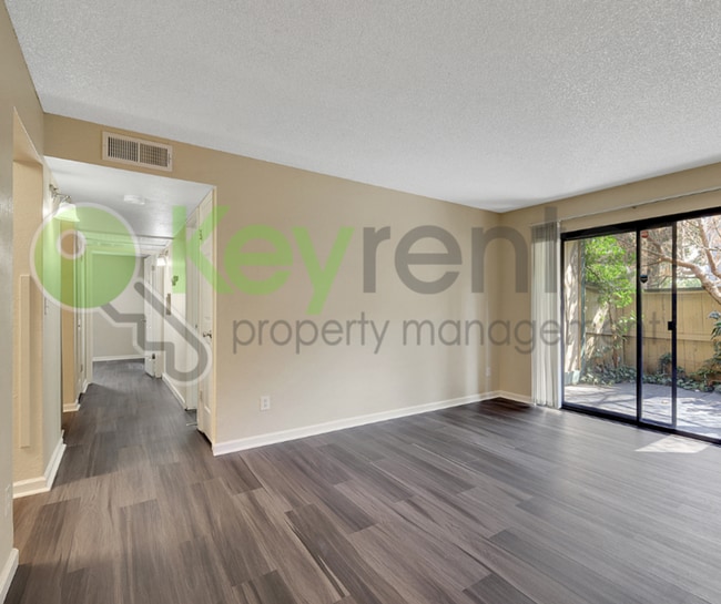 Photo - 600 Del Verde Cir