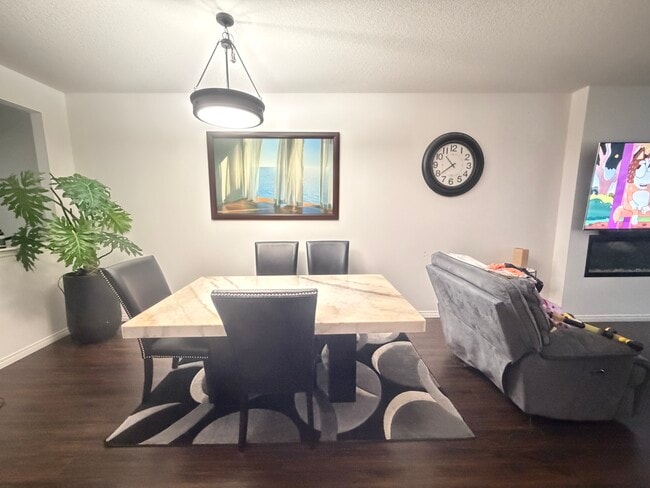 1108 Legacy Cir SE