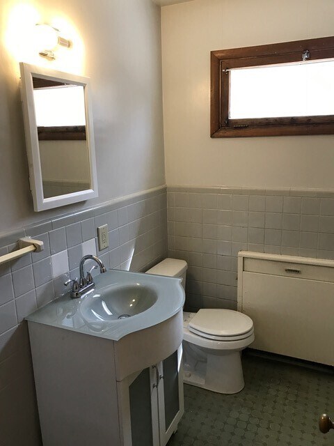 Photo - 2135 University Ave Unidad #1