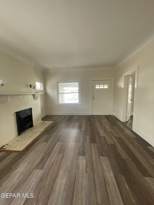 Photo - 3720 Chester Ave