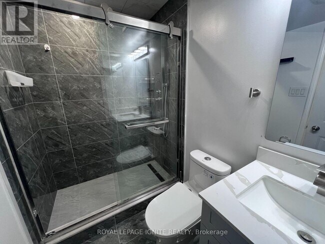 Photo - 2449 Hibiscus Dr