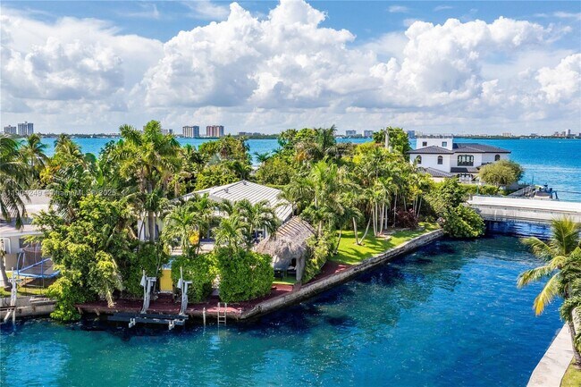 Photo - 7975 Biscayne Point Cir