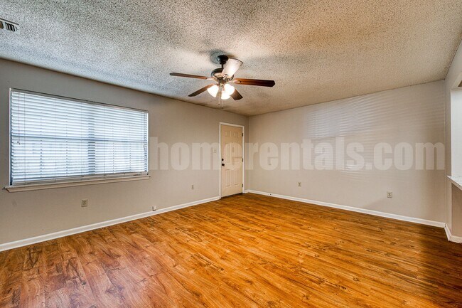 Photo - 114 S Mitchell St Unit A