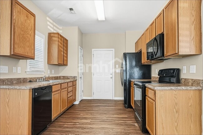 137 Tuscarora Ln