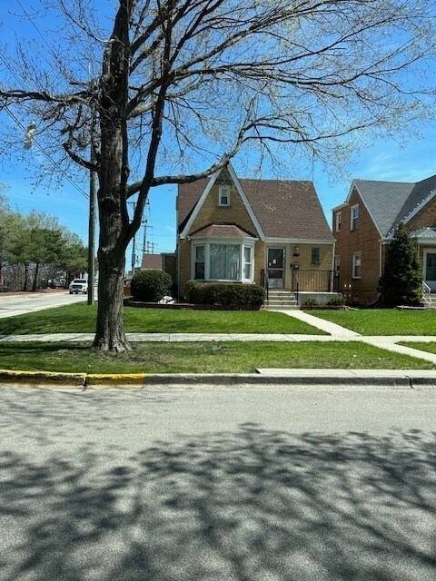 Photo - 1835 N 18th Ave House