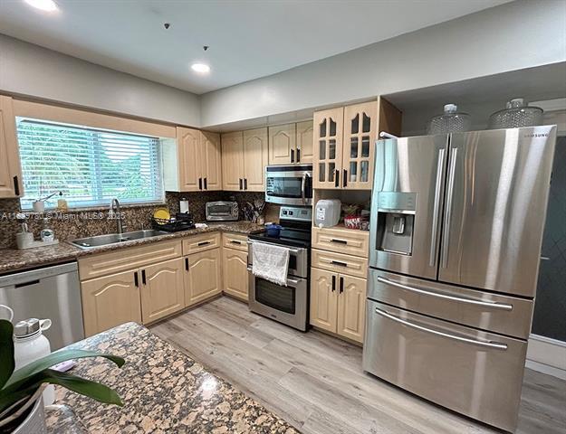 Photo - 15 NE 134th St