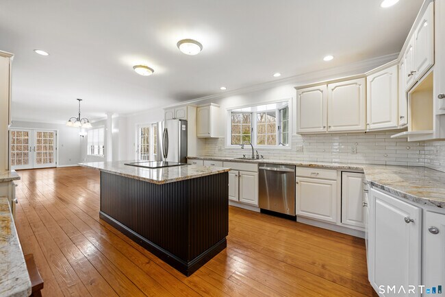 Photo - 34 Hi-Ann Ct