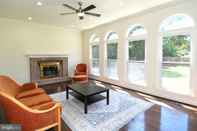 Photo - 8012 Wingate Dr