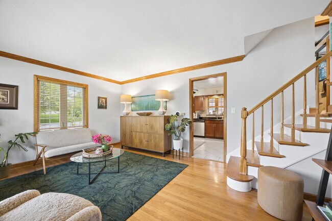 Photo - 4409 Clausen Ave