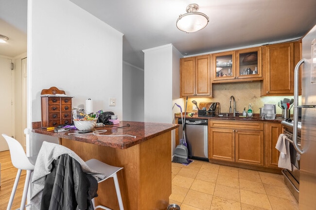 Photo - 1356 N Dearborn St Unit 1344-17