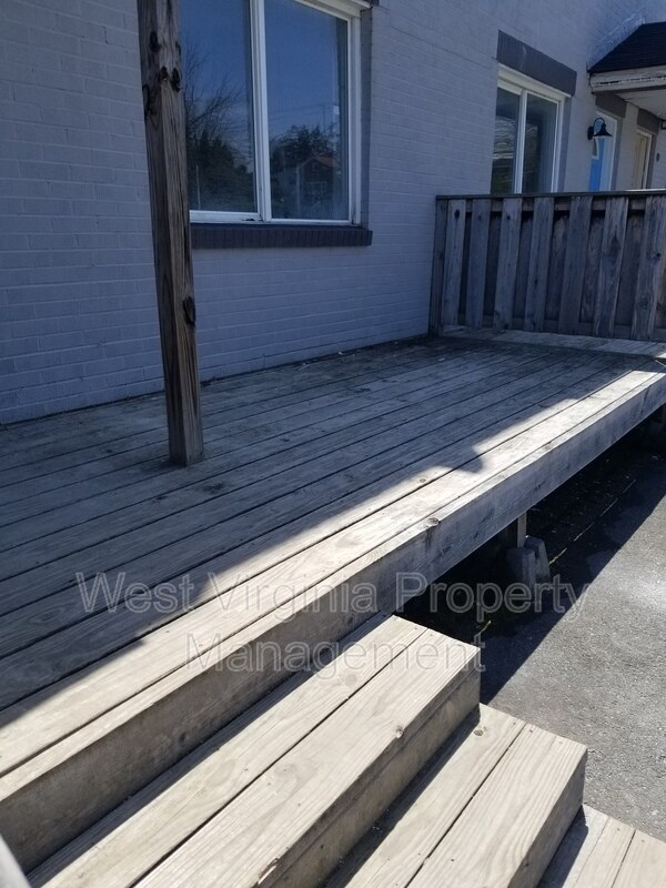 Photo - 200 Lewis St Unit Apt 4