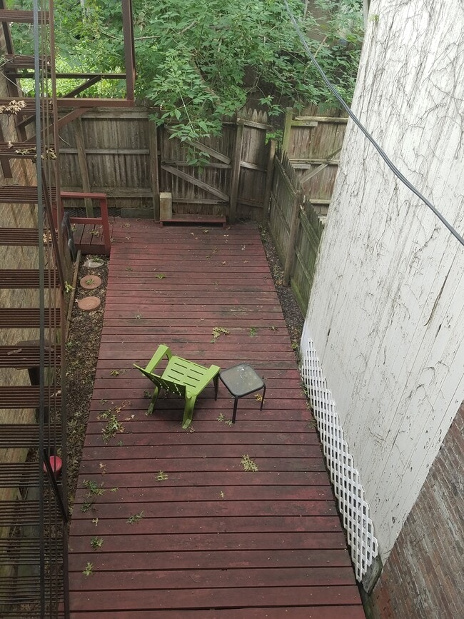 back deck - 375 State Street Unit Garden Apt