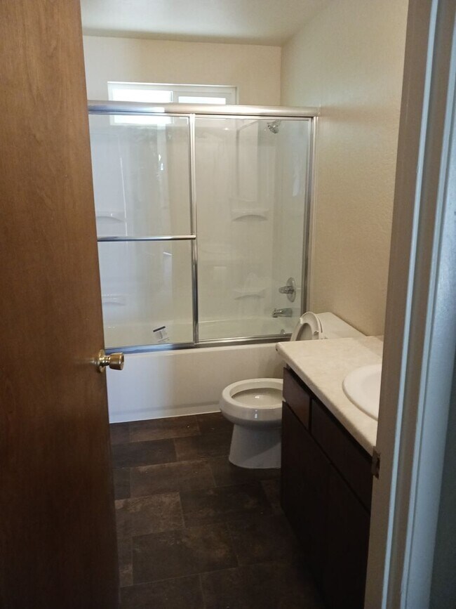 Charming Duplex House House Rental in Grants Pass, OR