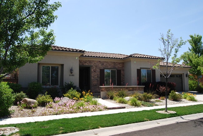 Building Photo - Single Level Home in Mountaingate