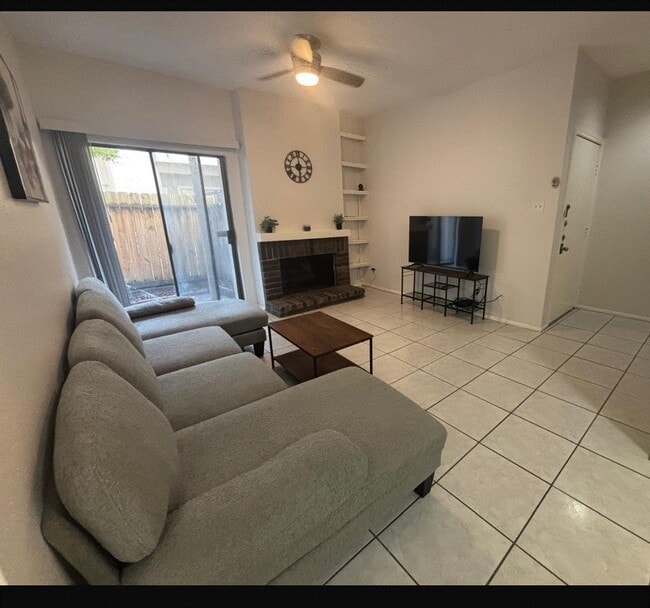 Photo - 7900 N Stadium Dr Unit 109