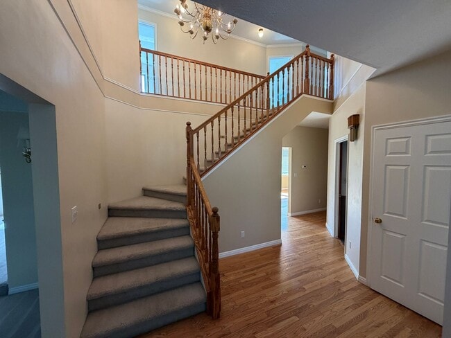 Photo - 479 S Palisade Dr Unidad Upstairs