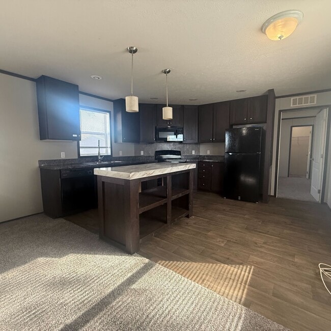 Photo - 10610 State Rte 762