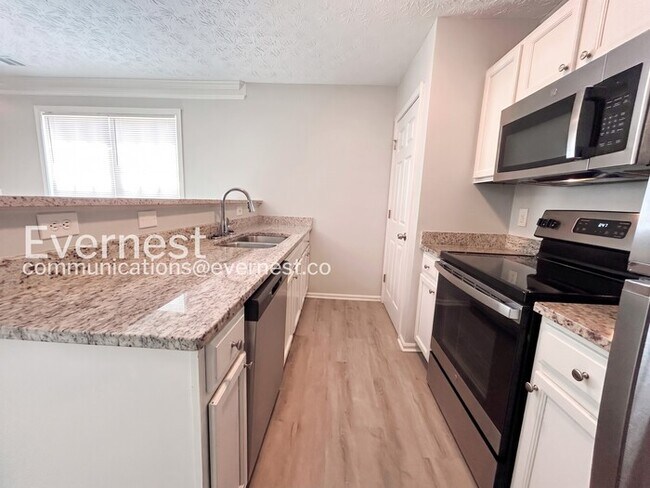 Photo - 3868 Leyland Dr