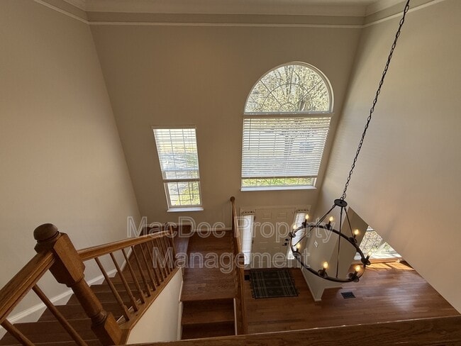 Photo - 14 Heatherbrook Ln