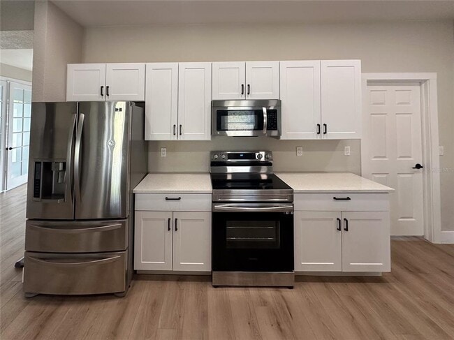 Photo - 4730 Londel Ave