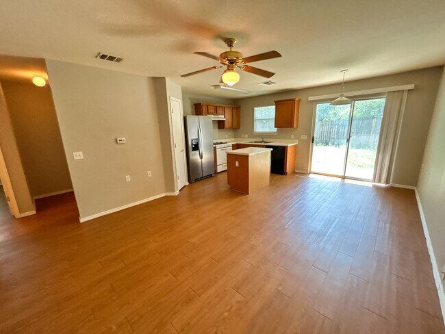 Photo - Cozy 3/2 house in Joseph Edward Subdivision