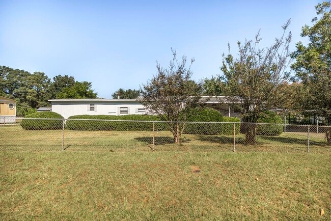 Photo - 920 Collins Ave